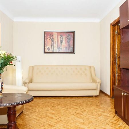 Apartment On Yatsenka Street Near Intourist Hotel Zaporizhia Zewnętrze zdjęcie