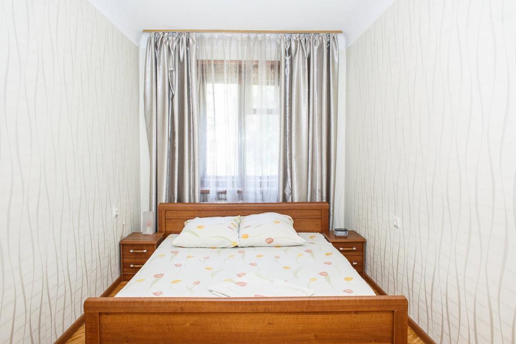 Apartment On Yatsenka Street Near Intourist Hotel Zaporizhia Zewnętrze zdjęcie